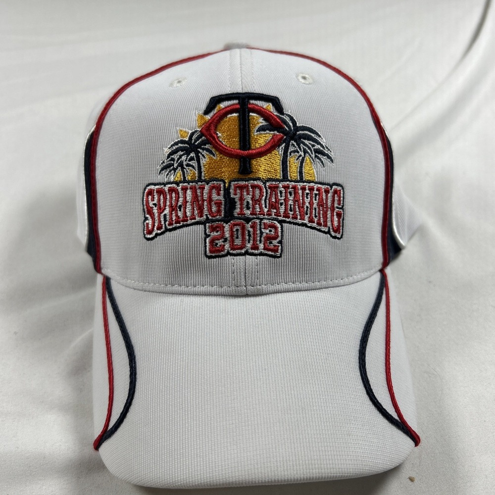 New Era Minnesota Twins Baseball Hat Mens M/L Cream Spring Training Stretch Cap